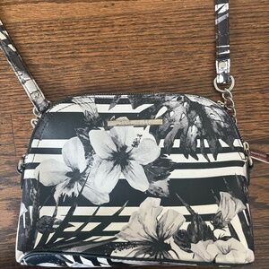 Steve Madden Black and White Floral Handbag